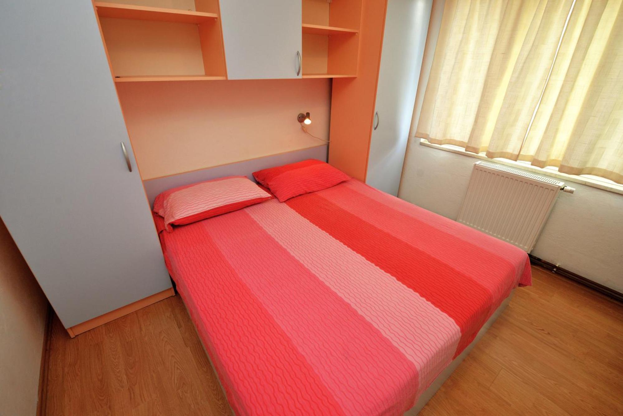 Apartments Goranka 2 Murter Exterior photo