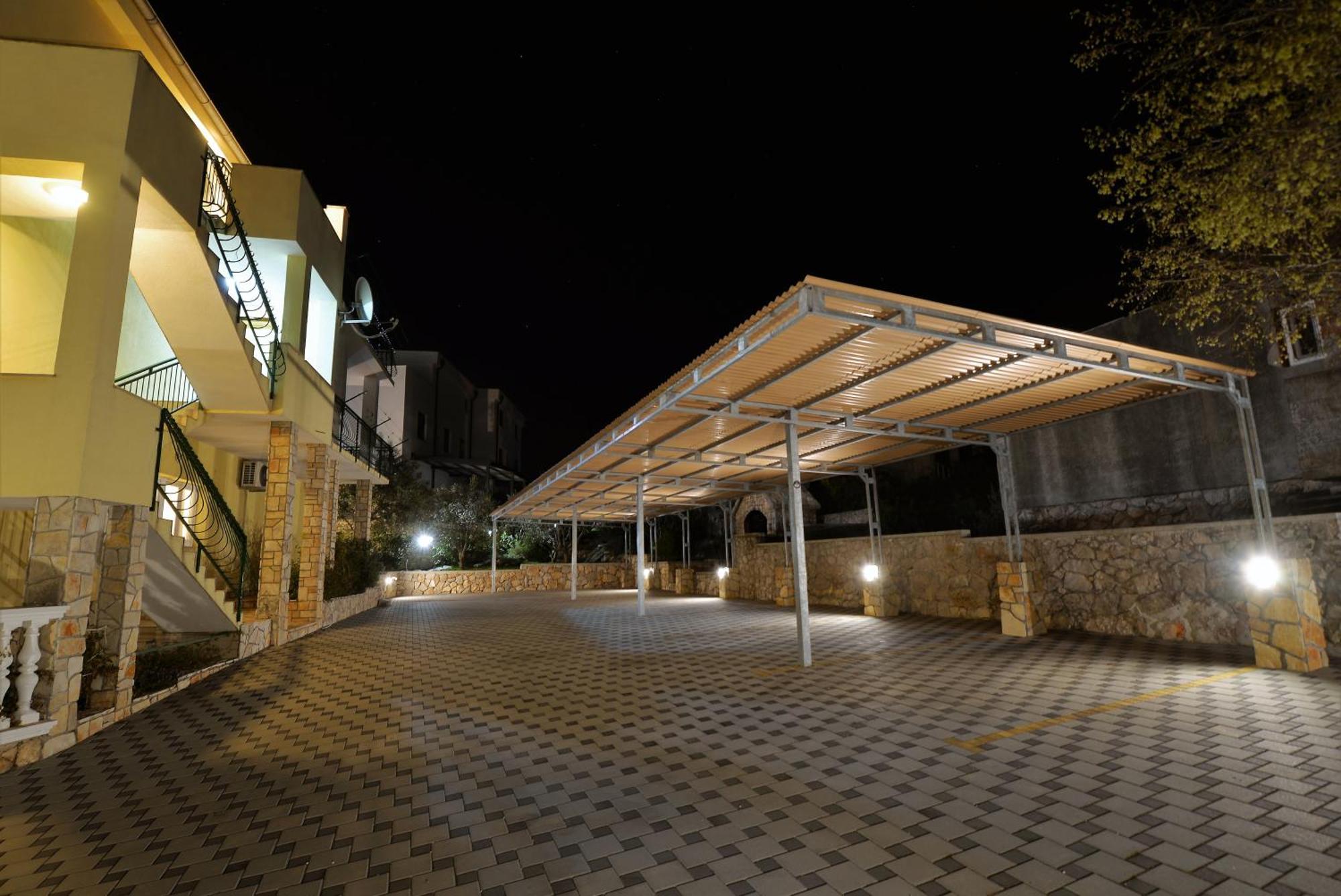 Apartments Goranka 2 Murter Exterior photo